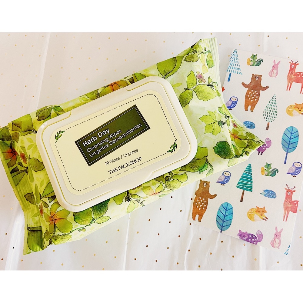 THEFACESHOP Herb Day Cleansing Wipes